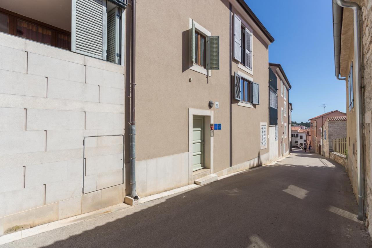 Apartment Vedrana 罗维尼 外观 照片