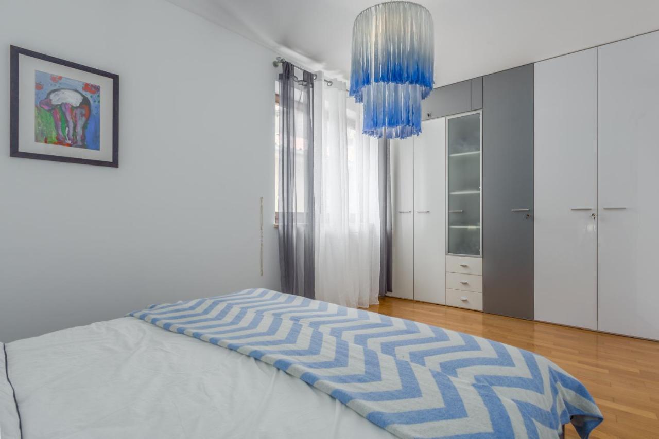 Apartment Vedrana 罗维尼 外观 照片