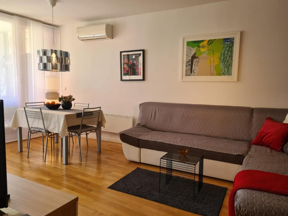 Apartment Vedrana 罗维尼 外观 照片