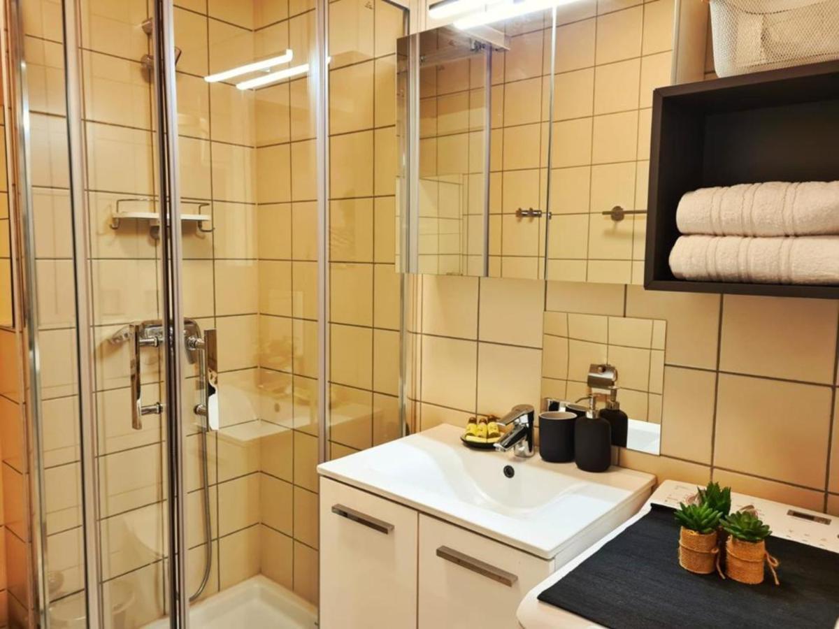 Apartment Vedrana 罗维尼 外观 照片